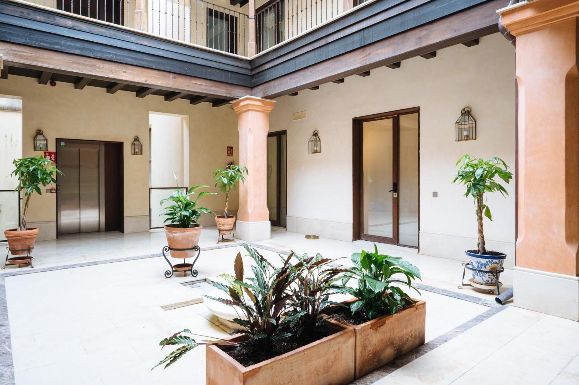 Apartamentos La Vistosona Sevilla Bagian luar foto