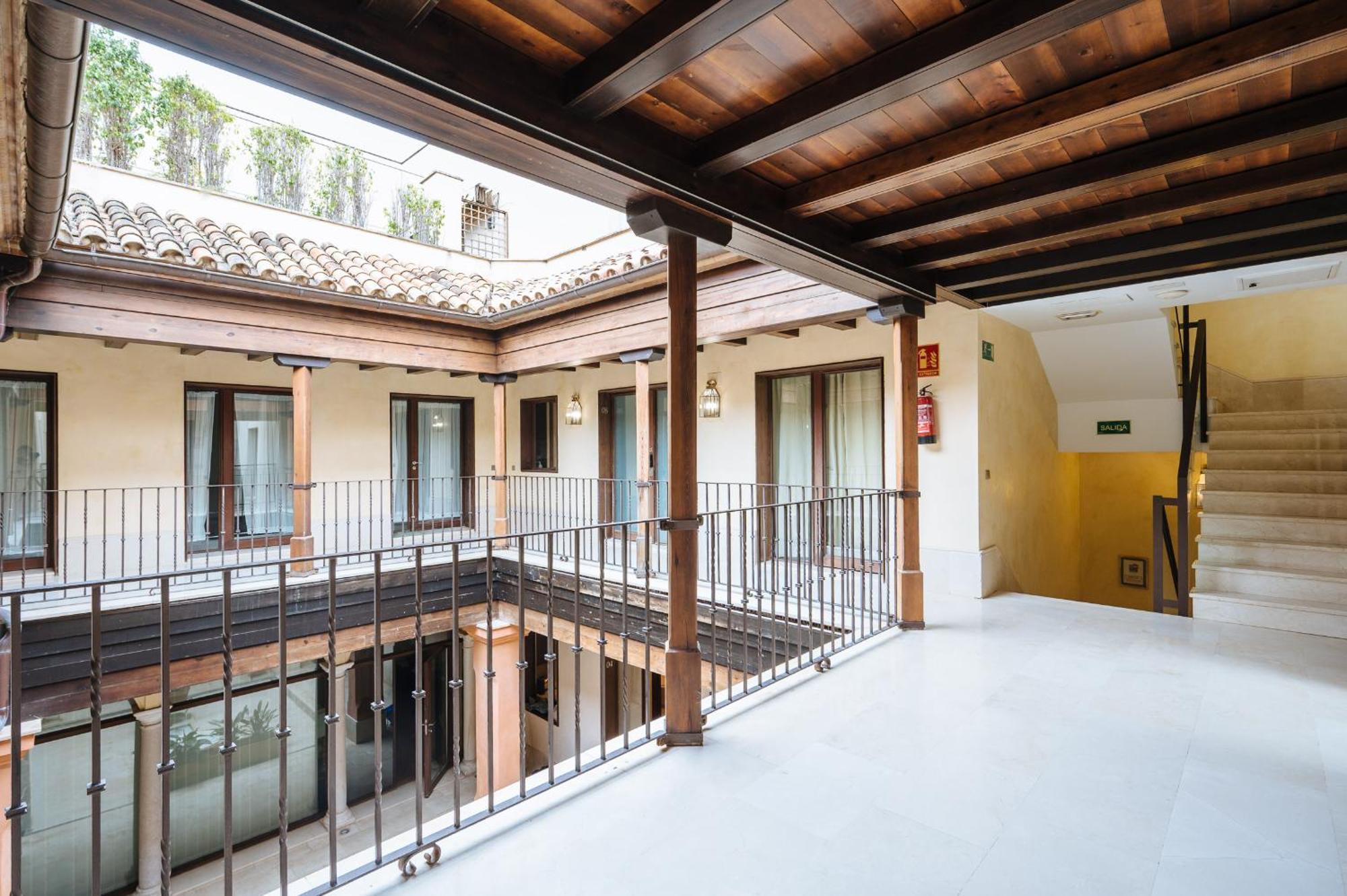 Apartamentos La Vistosona Sevilla Bagian luar foto