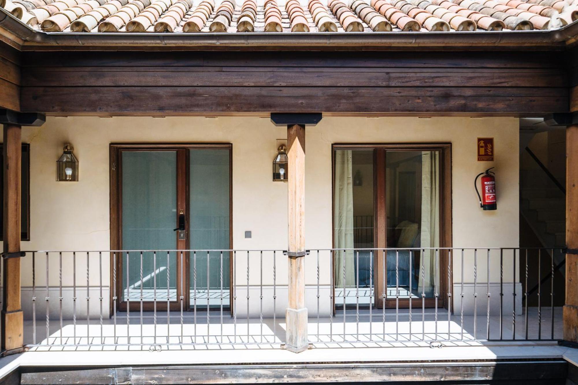 Apartamentos La Vistosona Sevilla Bagian luar foto