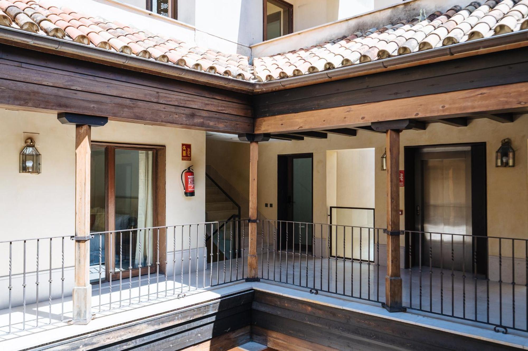 Apartamentos La Vistosona Sevilla Bagian luar foto